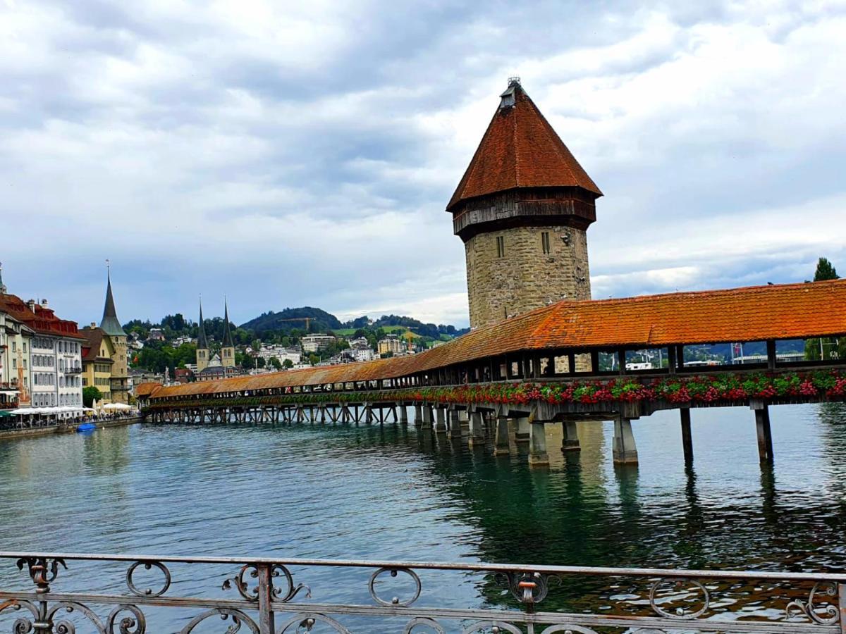 Priv. Apartment Bei Swiss Holiday Park Morschach Buitenkant foto