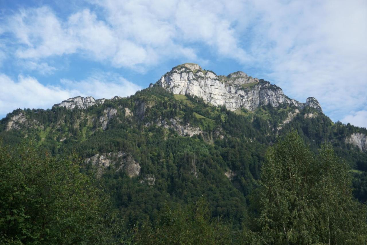 Priv. Apartment Bei Swiss Holiday Park Morschach Buitenkant foto