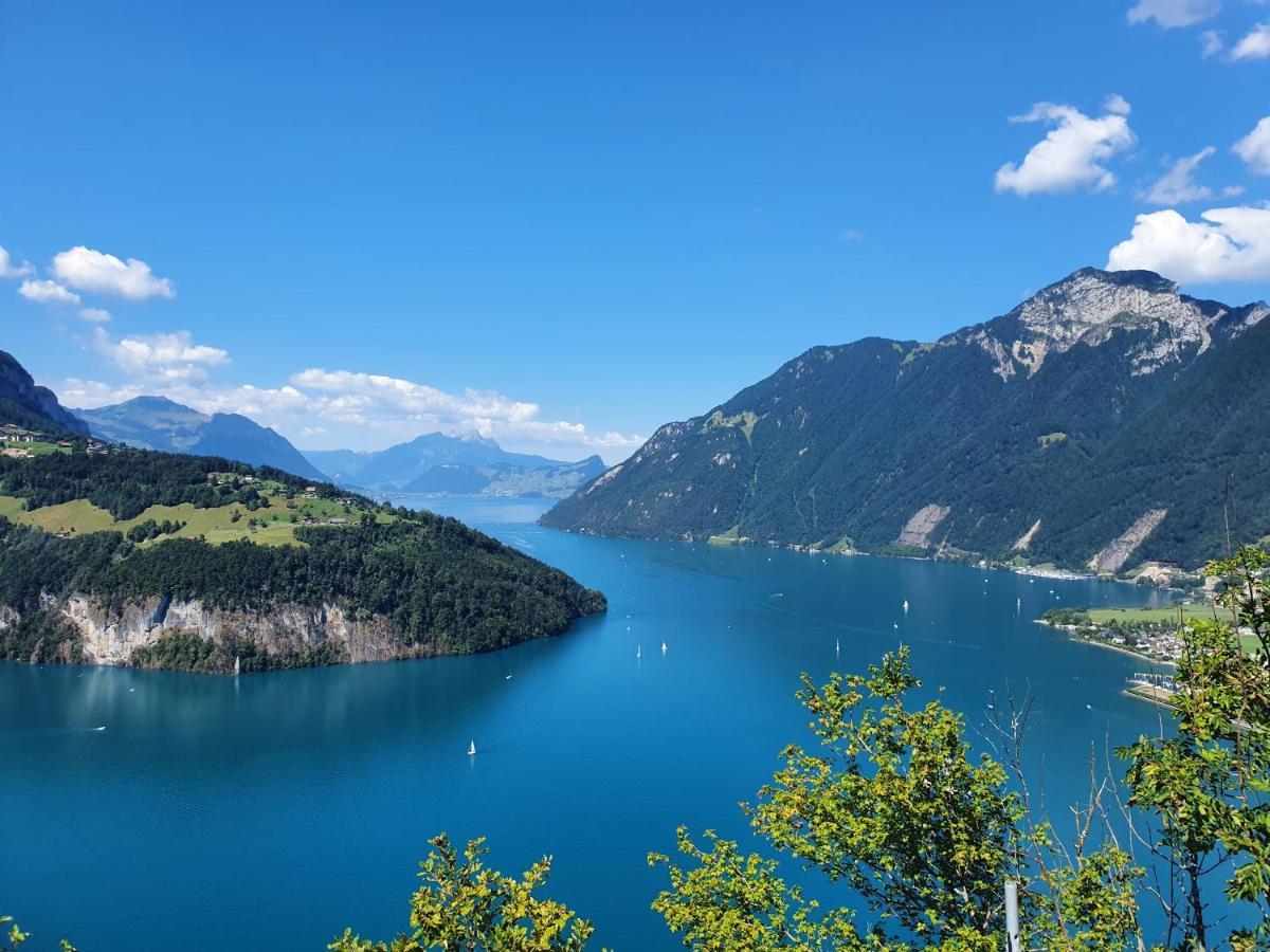 Priv. Apartment Bei Swiss Holiday Park Morschach Buitenkant foto