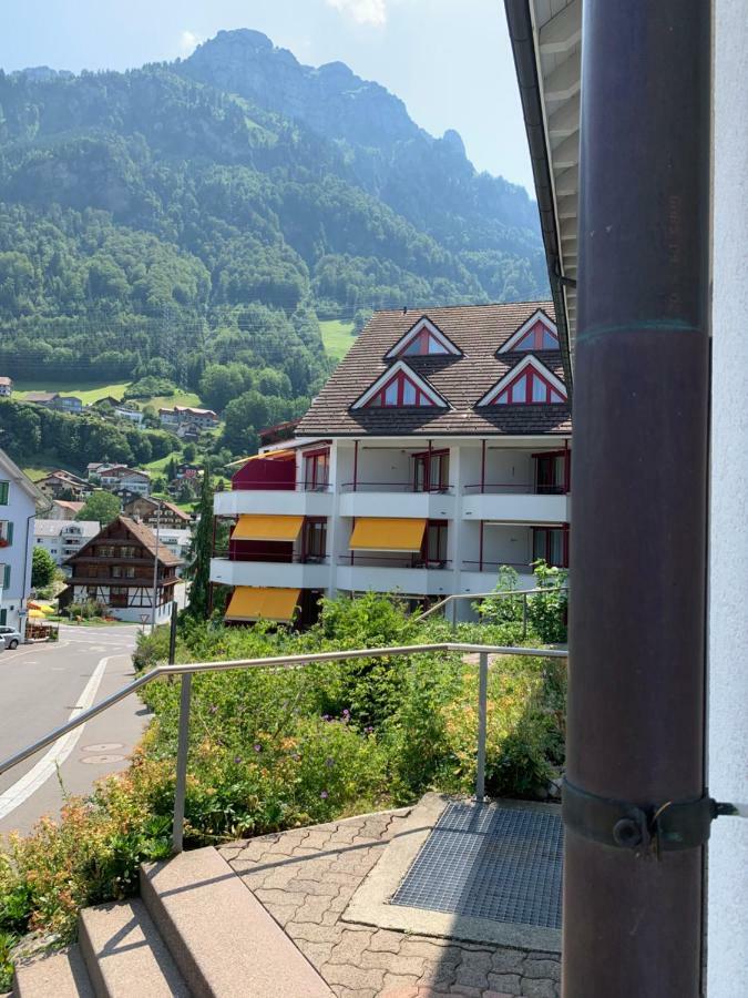 Priv. Apartment Bei Swiss Holiday Park Morschach Buitenkant foto