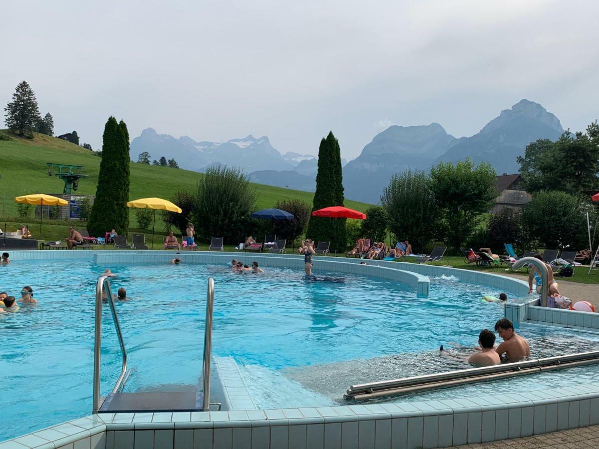 Priv. Apartment Bei Swiss Holiday Park Morschach Buitenkant foto
